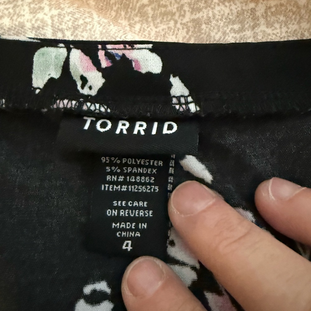 Torrid Black Floral Babydoll V-Neck Short Sleeve Peplum Blouse 4X - Picture 10 of 10